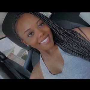 Meet your Posher, Janesha